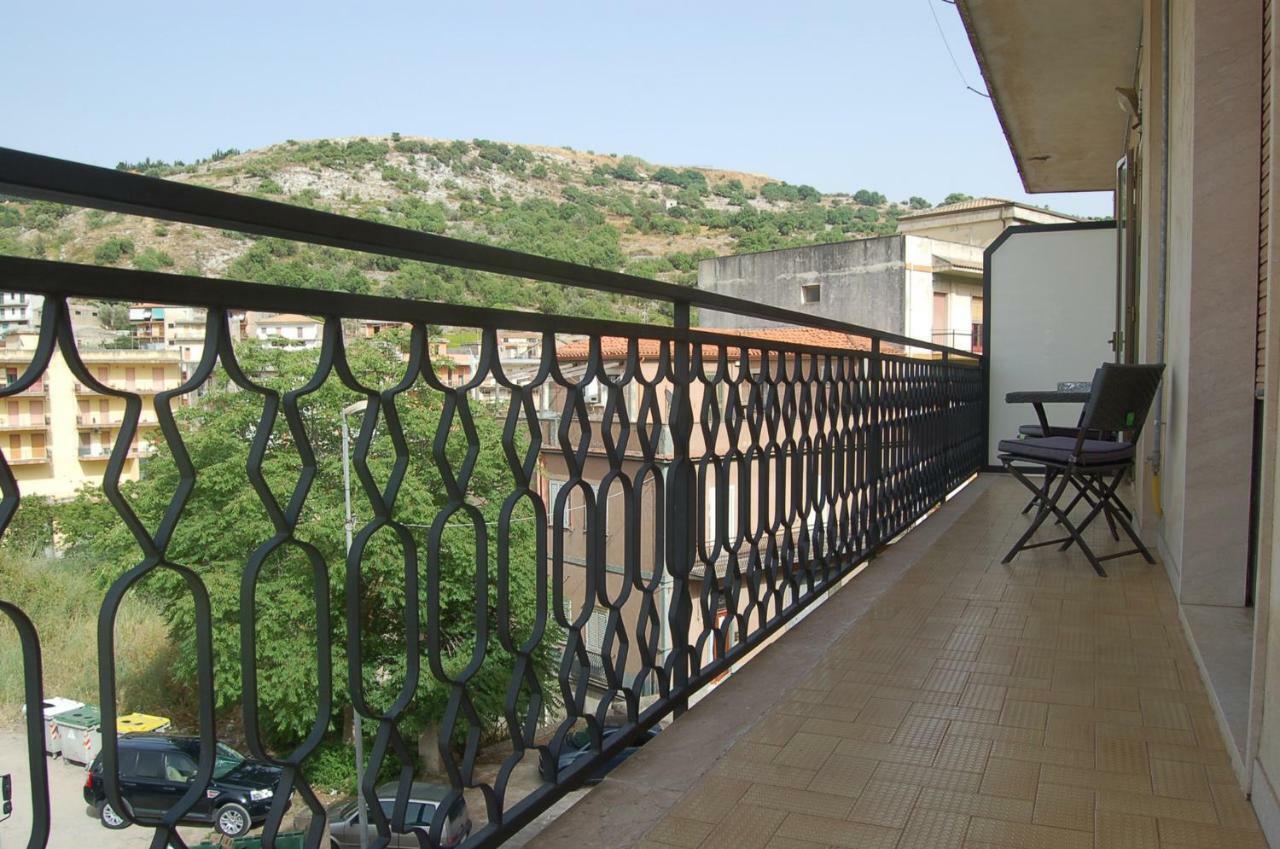 Casa Fontana Villa Modica Eksteriør billede